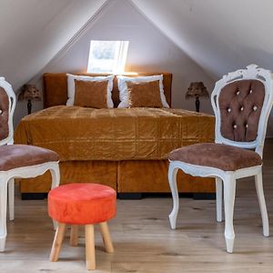 Budget Kamer met een King Size Bed